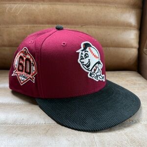 New Era Fitted New York Mets Mr. Met Burgundy/Black, Gray UV  7-3/8 Worn